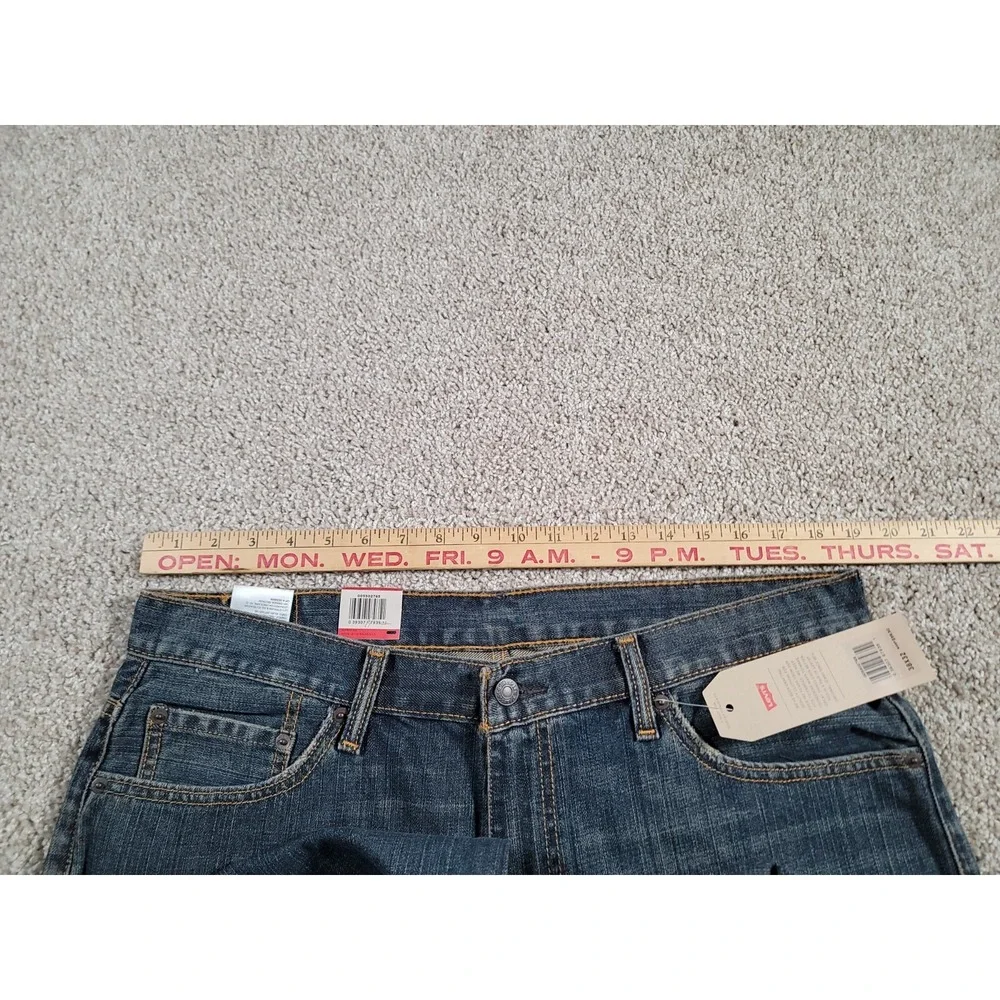 Levis Jeans Men's Size 38X32 550 Relaxed Fit Dark Wash Cotton Tapered Leg NWT